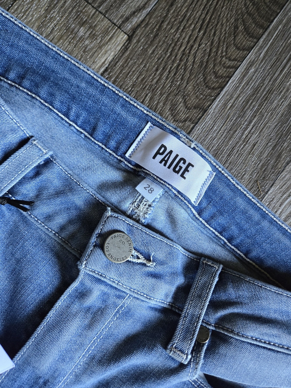 NWT- PAIGE Mid Rise Manhattan 32" Bootcut Jean Women's Size 28 - Picture 11 of 14
